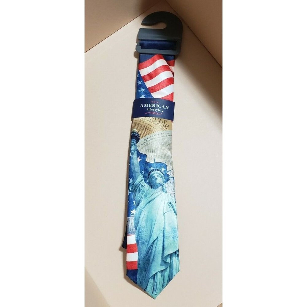 American Lifestyle Mens Neck Tie American Flag 1 SZ July 4 MSRP $40 USA Liberty